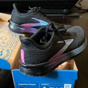 Brooks Hyperion Tempo